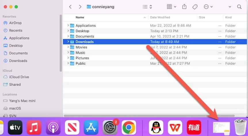 drag the Downloads folder to Mac dock