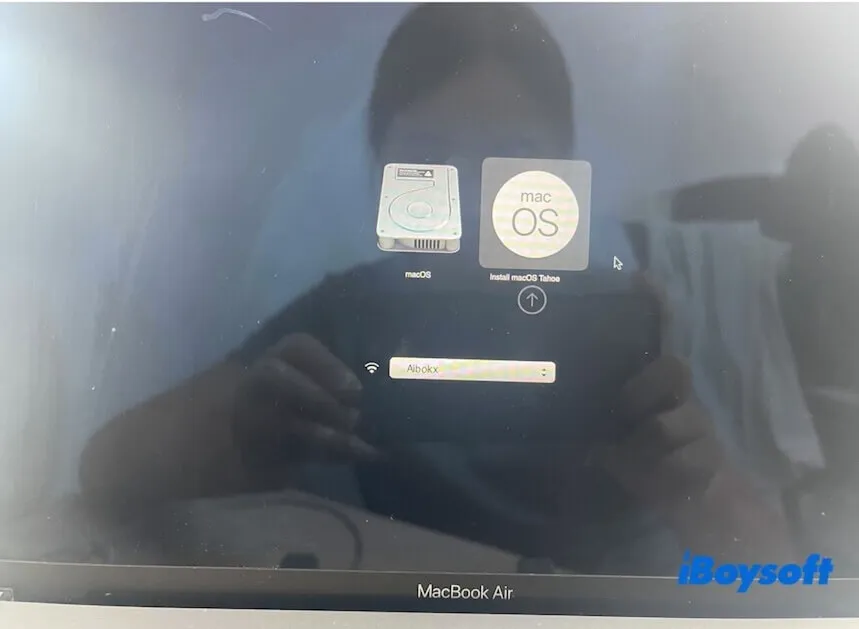 boot Mac from macOS Tahoe bootable USB installer