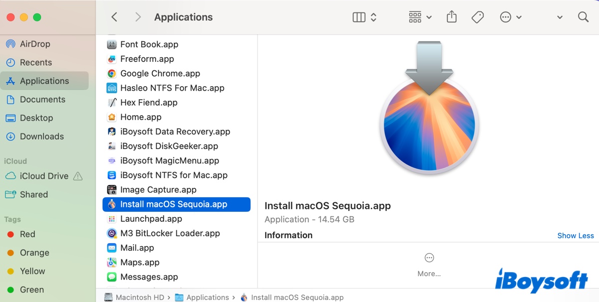 Install macOS Sequoia in the Applications folder