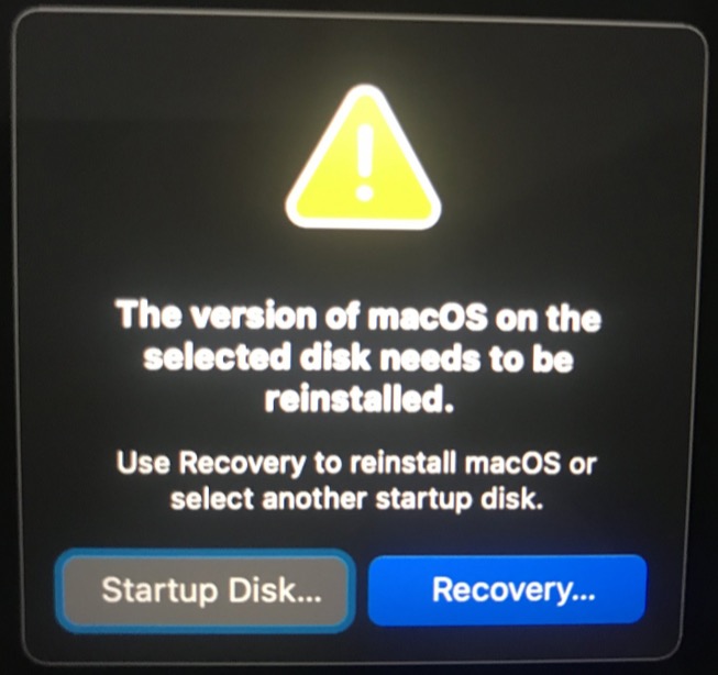 Die Version von macOS auf der ausgewählten Festplatte muss neu installiert werden