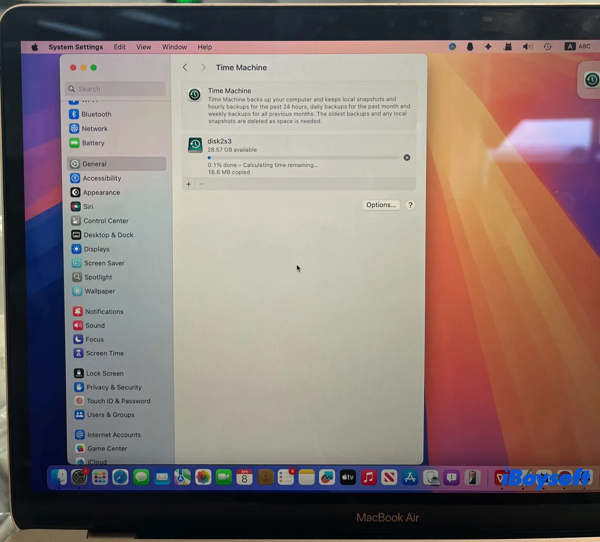 Time Machine starting backing up the Mac