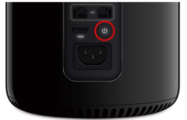 how to turn on a Mac Pro 2013